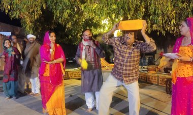 रंगकर्मियों ने अभिनय से चौथमल मास्साब  को जीवंत किया