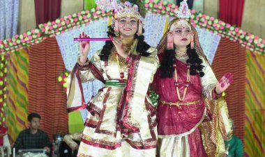 बम रसिया, भपंग और फूलों की होरी से खिले ब्रज होरी के रंग