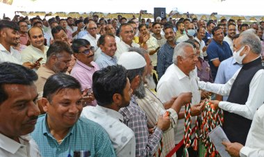 कपड़ा व्यापारियों के प्रतिनिधिमंडल ने मुख्यमंत्री को दिया धन्यवाद