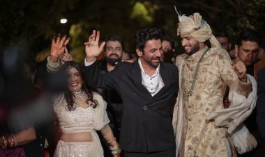 जयपुर के ढोल की धुनों पर थिरके डॉ. गुलाटी