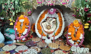 Ganesh chaturthi: परकोटा गणेश मंदिर में सजी 56 भोग की झांकी