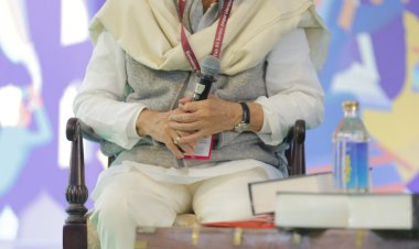 Jaipur Literature Festival: हर भाषा की अपनी ख़ुशबू होती है -गुलज़ार