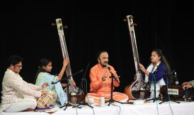 डॉ शोभा कोसर के नृत्य व कैवल्य कुमार के गायन से साकार हुआ फेस्टिवल"