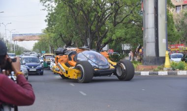 6 thousand kilo monster car Bujji in the Pink City: गुलाबी नगरी में 6 हजार किलो की देत्य कार बुज्जी की सवारी