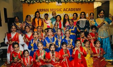 Guru Purnima celebration: गुरु पूर्णिमा पर गुरूजनों का सम्मान