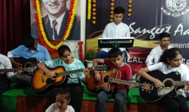 संगीत आश्रम संस्थान में गूंजे मुकेश के सदाबहार  नगमे