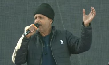 शहर के सिंगर मुकेश पारीक ने जाने कहा गए वो दिन.. की प्रस्तुति से लूटी महफ़िल