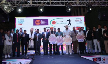 AU Jaipur Marathon: एयू जयपुर मैराथन- टी - शर्ट एंड मेडल लॉन्च