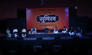 जावेद हुसैन और डॉ. बबीता ने सजाया ग़ज़लों का गुलदस्ता