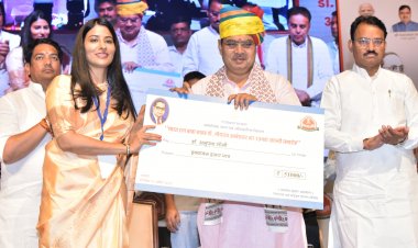 जनकल्याण और महिला उत्थान में उल्लेखनीय कार्यों के लिए जयपुर की डॉ अनुपमा सोनी सम्मानित