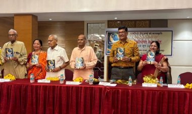 दो पंक्तियों में गंभीर बात करता है दोहा