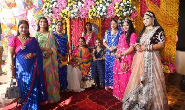 जयपुर में ‘रंग रंगीलो लहरियो आई–सावन री तीज’ में दिखे संस्कृति के रंग