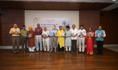 साहित्य में संवेदना का होना जरूरी है