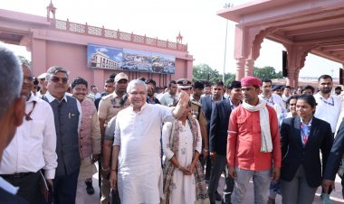 वंदे भारत शेड का उद्घाटन और स्टेशनों के पुनर्विकास कार्यों का निरीक्षण