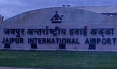 Jaipur Airport News: रनवे पर सांसें थमीं. पहली कोशिश में नहीं उतर सका विमान. गो-अराउंड के बाद सुरक्षित लैंडिंग