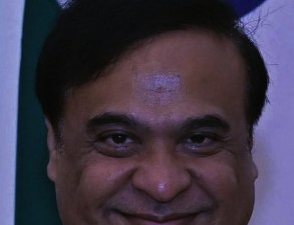 Himanta Biswa Sarma allegations: असम की राजनीति में भूचाल: पत्नी के कथित पाक खुफिया एजेन्सी से लिंक पर हिमंत बिस्वा सरमा का बड़ा हमला, गौरव गोगोई पर गंभीर आरोप 