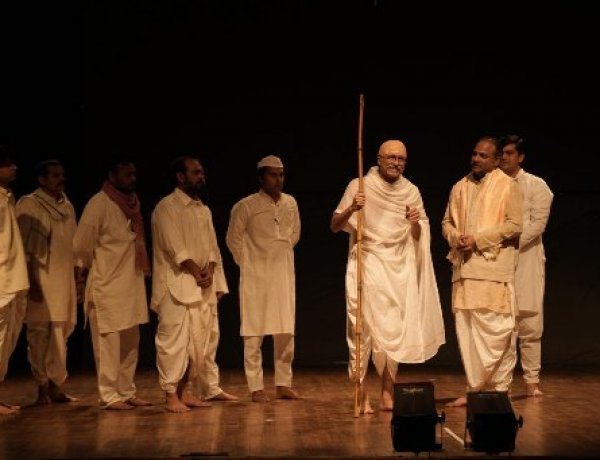 आरआईसी में भारत रंग महोत्सव का शुभारंभ, ‘राष्ट्रनायक डॉ. श्यामा प्रसाद मुखर्जी’ नाटक का प्रभावशाली मंचन