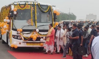 हीरापुरा से विकास की रफ्तार: 207 नई रोडवेज बसों को CM ने दिखाई हरी झंडी, सफर होगा अब और स्मार्ट व सुरक्षित
