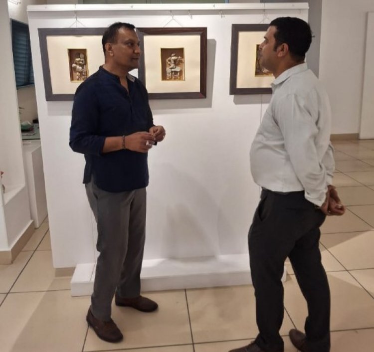 पत्थरों में बसी कहानियां: जयपुर के कलाकार राजकुमार गुप्ता की पेबल आर्ट ने अंतरराष्ट्रीय प्रदर्शनी में लूटी वाहवाही