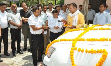 पशुपालन में नई रफ्तार: 6 तरल नाइट्रोजन वाहनों को मिली हरी झंडी, ग्रामीण अर्थव्यवस्था को मिलेगा बड़ा संबल