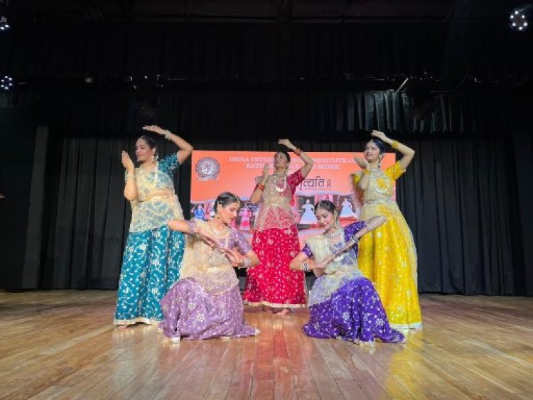 ‘नृत्यति’ में सजी कथक की अनुपम छटा: परंपरा, सौंदर्य और साधना का मंत्रमुग्ध कर देने वाला संगम