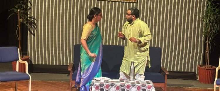 जेकेके में ‘जैसा तुम कहो’ का प्रभावशाली मंचन, हँसी के बीच उभरी अकेलेपन की गहरी पीड़ा